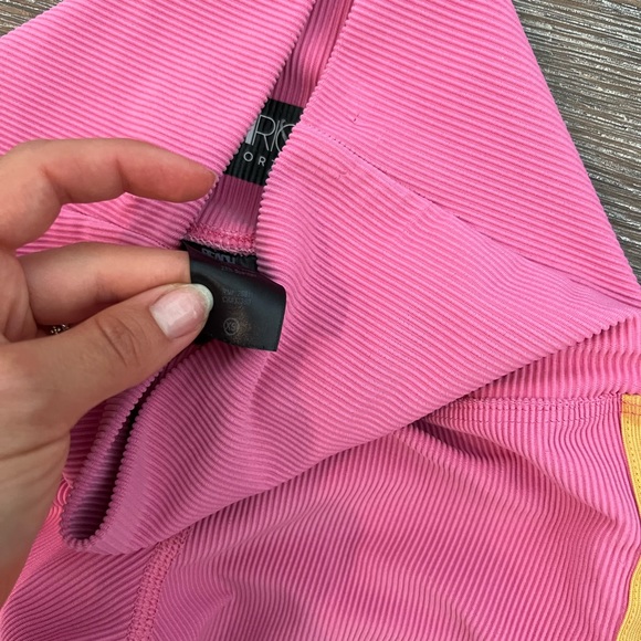 Beach Riot Legging - Picture 2 of 3